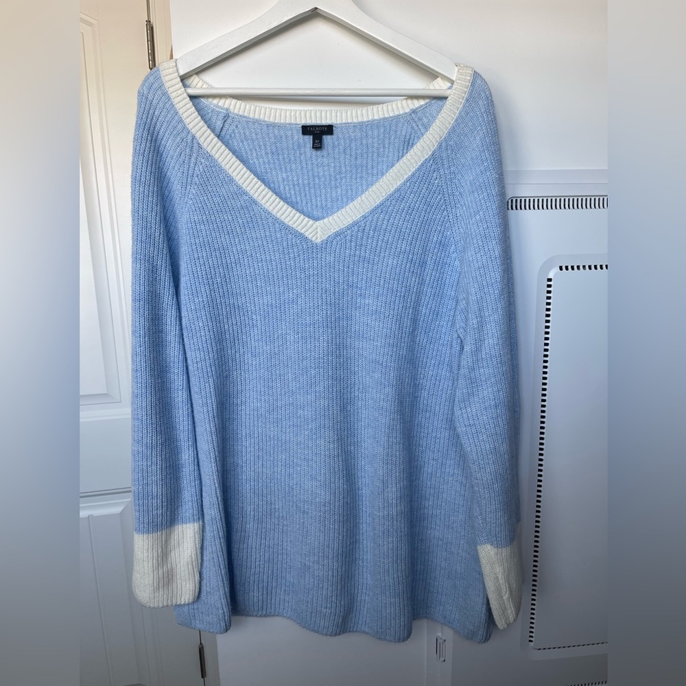 Knit sweater from Talbots Plus line. Size 2x. Great condition. Rarely worn.